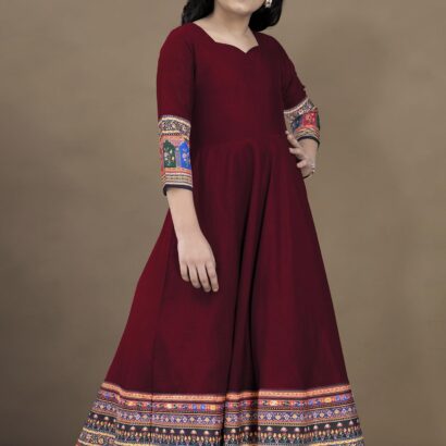 81ROc4ZXanL - Bailly - Premium Dress Materials for Every Occasion