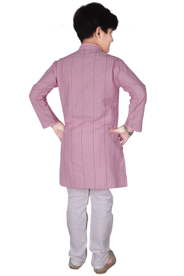 81ZjA+fzBmL - Bailly - Premium Dress Materials for Every Occasion