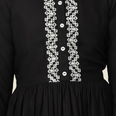 81lJZR2sutL - Bailly - Premium Dress Materials for Every Occasion