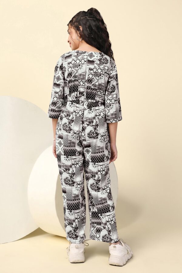 81xWP827bLL - Bailly - Premium Dress Materials for Every Occasion