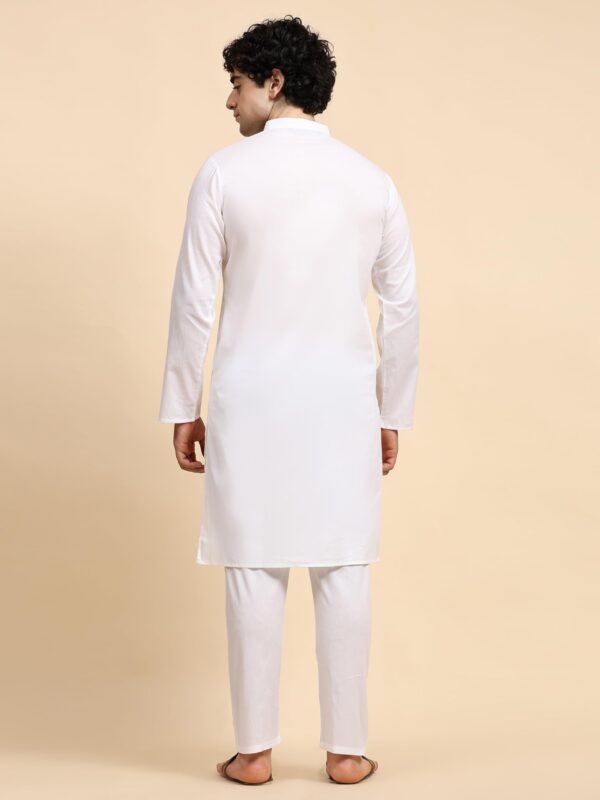61GZnFWS8nL - Bailly - Premium Dress Materials for Every Occasion
