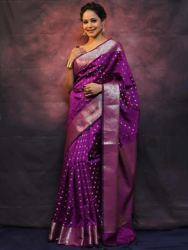 61NpKEgpgYL.jpg - Bailly - Premium Dress Materials for Every Occasion