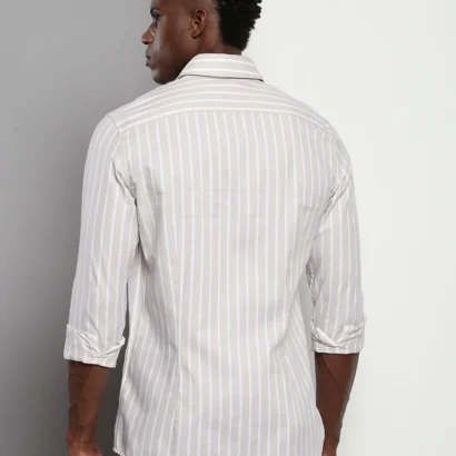 712B-r2KcrL.webp - Bailly - Premium Dress Materials for Every Occasion