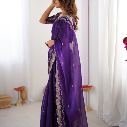 71jrWRIhKUL.jpg - Bailly - Premium Dress Materials for Every Occasion