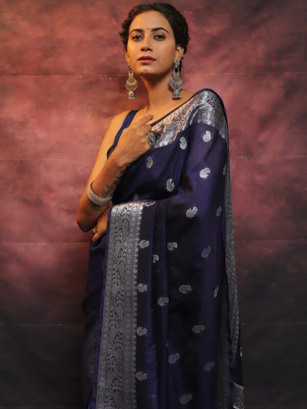 71y1UDbkPPL.jpg - Bailly - Premium Dress Materials for Every Occasion