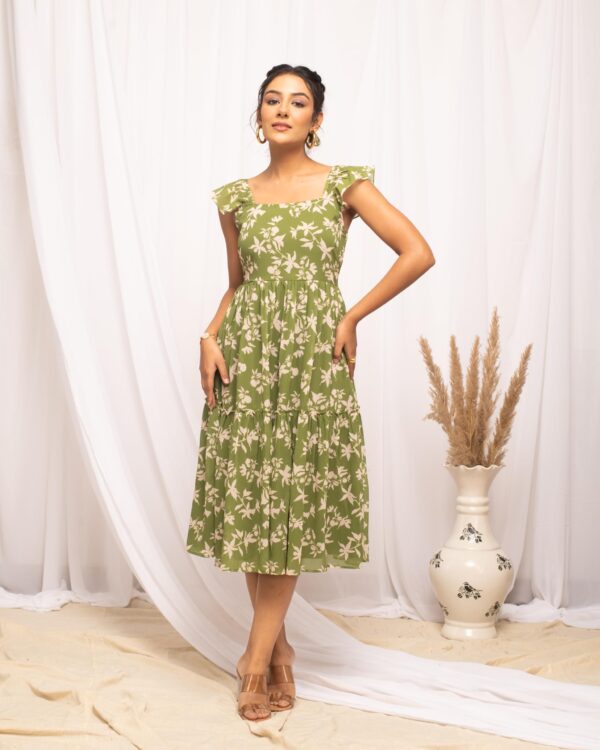 81xVYM7uYLL - Bailly - Premium Dress Materials for Every Occasion